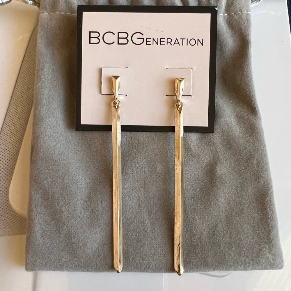 BCBGeneration Gold 3” Dangle Pierced Earrings NWT